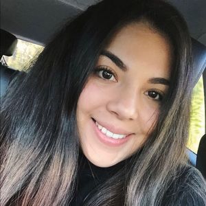 Meet your Posher, Kimberly